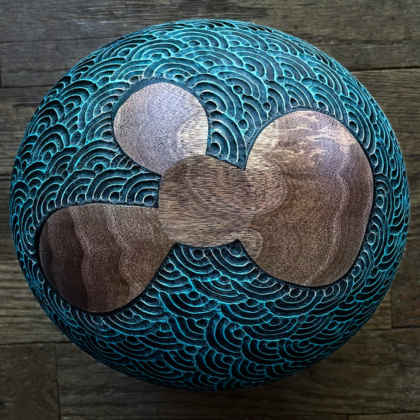 Blue Waves In Mocha