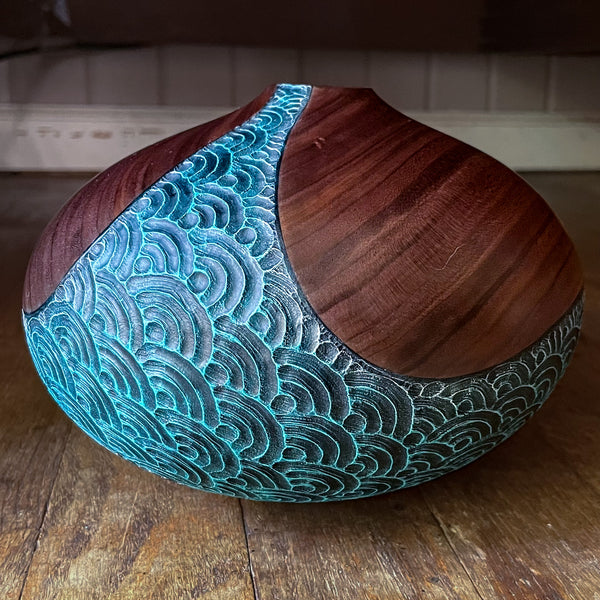 Blue Waves In Mocha